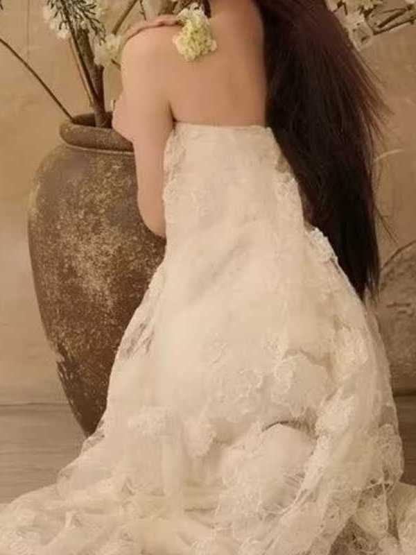 ชุดเดรสลูกไม้สไตล์เรโทรแบบเว้า - Photography Studio บทวิจารณ์และราคา